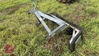IAE GALVONISED YARD SCRAPER - 8