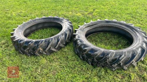 2 13.6-36 TRACTOR TYRES