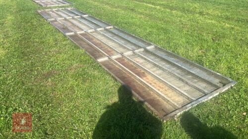 21' GALVANISED SHEETED DOOR