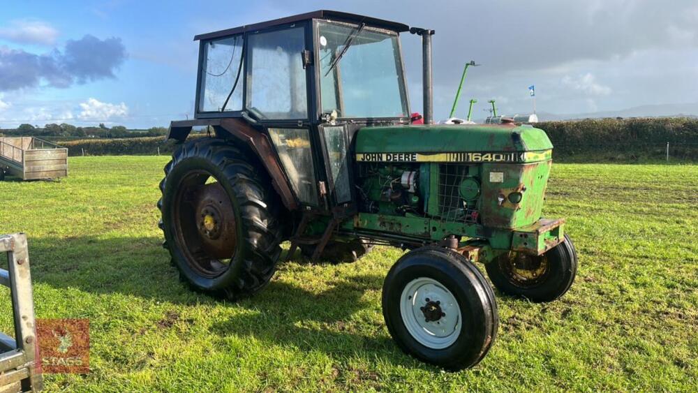 JOHN DEERE 1640 2WD TRACTOR