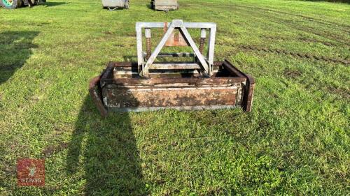 GALVANISED YARD SCRAPER