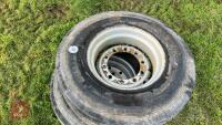 2 x 385/65 R22.5 WHEELS & TYRES - 2