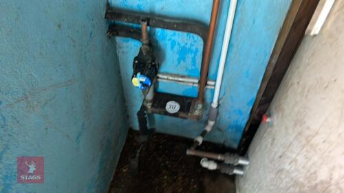 HEAT EXCHANGER