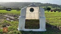 LARGE CALF HUTCH