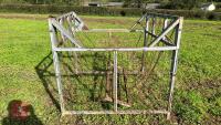 GALVANISED ROUND BALE CRADLE FEEDER - 5
