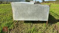 CALF/STIRK SHELTERED FEEDER - 3