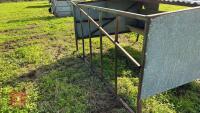 CALF/STIRK SHELTERED FEEDER - 8