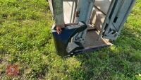 BATEMAN GALVANISED CATTLE CRUSH - 8