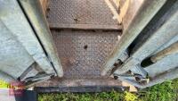 BATEMAN GALVANISED CATTLE CRUSH - 14