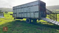 21' LIVESTOCK CONTAINER + BALE TRAILER - 3