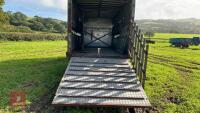 21' LIVESTOCK CONTAINER + BALE TRAILER - 4
