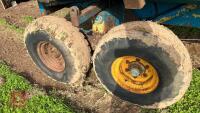 COLLINS 10T GRAIN TRAILER - 16