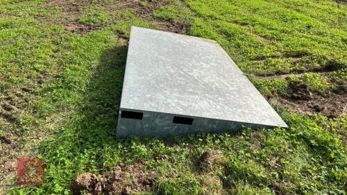JPM LOW LOADER GALVANISED BALE WEDGE