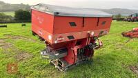 2004 KUHN MDS 1132 FERTILISER SPREADER - 2