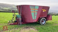 2009 STRAUTMAN VERTMIX 1800 DIET FEEDER - 2