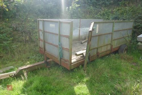 HOMEMADE LIVESTOCK TRAILER