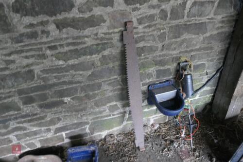 VINTAGE CROSS CUT SAW