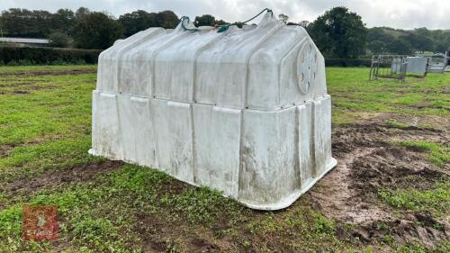 LARGE CALF HUTCH