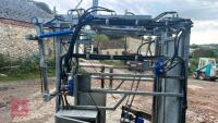 DP HYDRAULIC FOOT TRIMMING CRUSH - 8