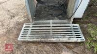 DP HYDRAULIC FOOT TRIMMING CRUSH - 14