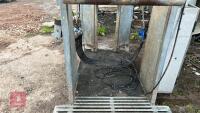 DP HYDRAULIC FOOT TRIMMING CRUSH - 15