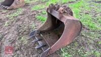34'' DIGGING BUCKET - 5