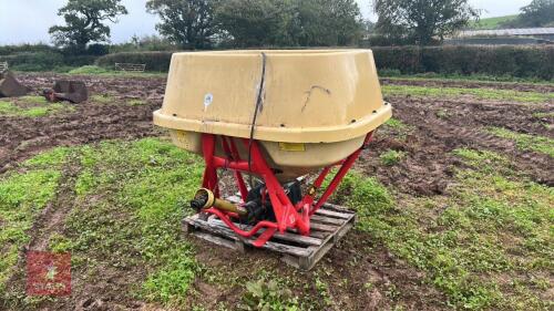 2017 VICON P504 FERTILISER SPREADER