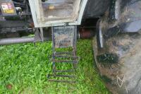 1994 MASSEY FERGUSON 399 4WD TRACTOR - 8