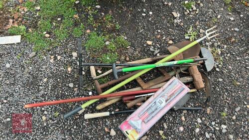 QTY OF GARDEN TOOLS