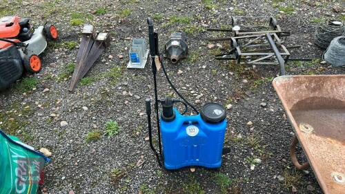KNAPSACK SPRAYER