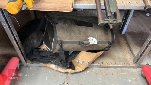 PET CARRY CASE