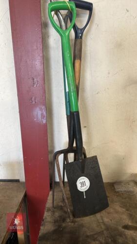 2 FORKS & SPADE
