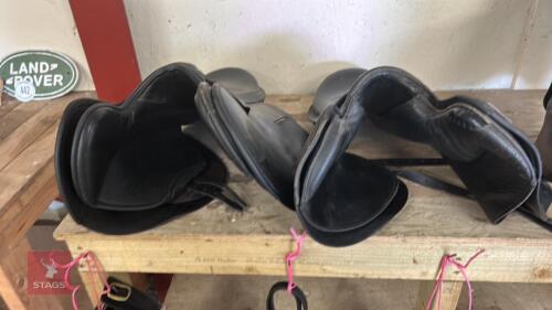 2 RACE EXERCISE SADDLES