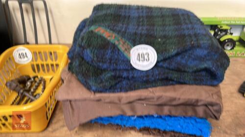 QTY OF RUGS/BATH MATS