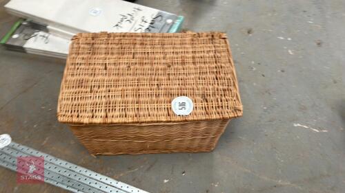 WICKER BASKET