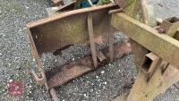 3 PIONT LINKAGE REAR LOADER - 3