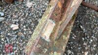 3 PIONT LINKAGE REAR LOADER - 5
