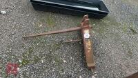 TWOSE 3 PIONT LINKAGE BALE SPIKE - 2