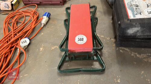 GARDEN KNEE REST