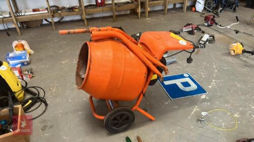 BELLE 240V CEMENT MIXER G.W.O