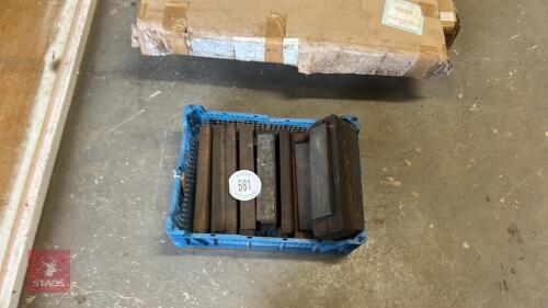 LARGE QUANTITY OF SHARPENING BLOCKS