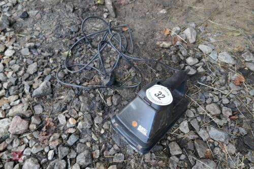 BLACK & DECKER ELECTRIC STEAMER (32)