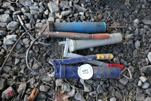 3 GREASE GUNS (67)