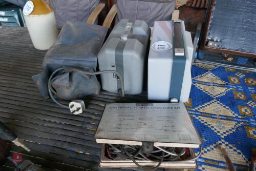 2 PROJECTORS AND WIRING (S/R) (117)