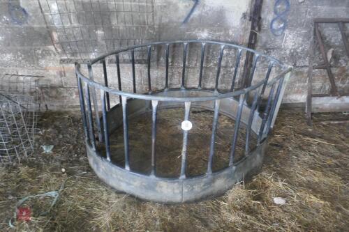 SHEEP RING FEEDER (30)
