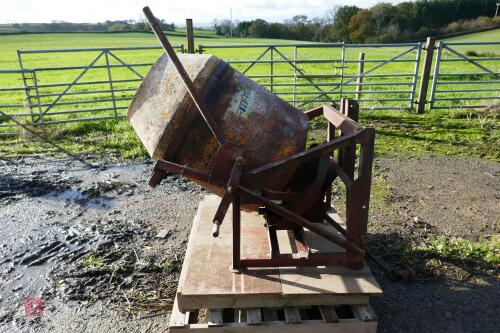 TEAGLE PTO TIPMIX CEMENT MIXER