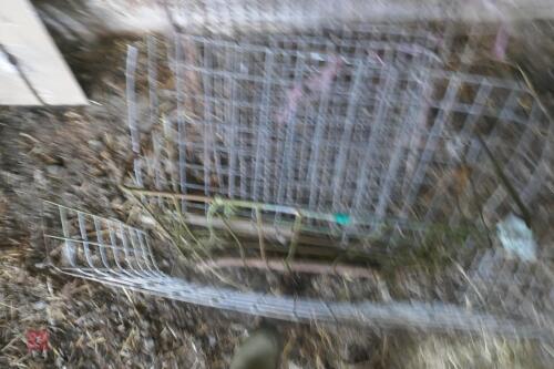 SELECTION OF MESH WIRE (29)