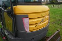 2014 VOLVO EC27C DIGGER - 33