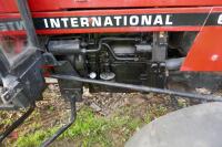 1975/1976 INTERNATIONAL 633 2WD TRACTOR - 10