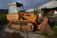 INTERNATIONAL 100B LOADING SHOVEL (S/R) - 19